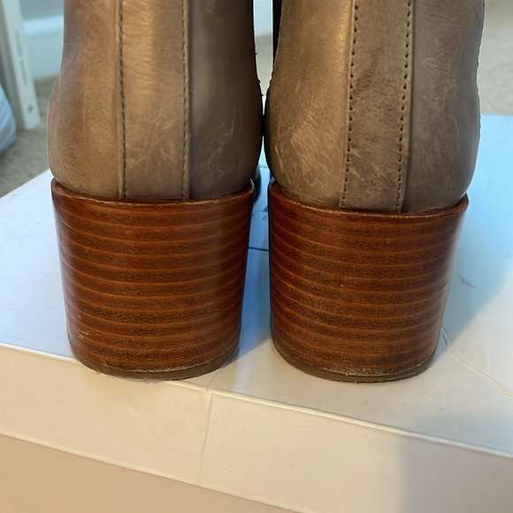 Seychelles Tan and Brown Ankle Boots - Picture 5 of 8